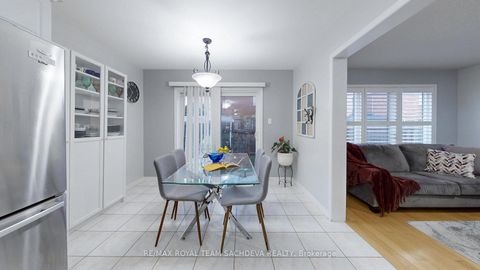 Photo 16 at 1809 Parkhurst Crescent, Duffin Heights, Pickering