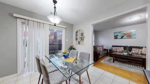 Photo 18 at 1809 Parkhurst Crescent, Duffin Heights, Pickering