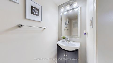 Photo 22 at 1809 Parkhurst Crescent, Duffin Heights, Pickering