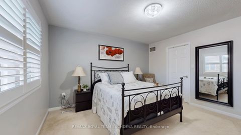 Photo 26 at 1809 Parkhurst Crescent, Duffin Heights, Pickering