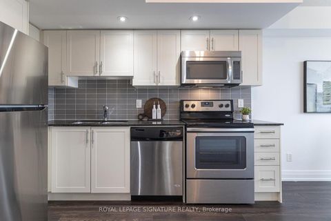 Photo 4 at 502 - 3520 Danforth Avenue, Oakridge, Toronto