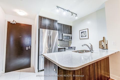 Photo 6 at 619 - 825 Church Street, Moore Park, Toronto