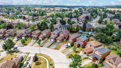 Photo 11 at 45 Weatherup Crescent, West Bayfield, Barrie