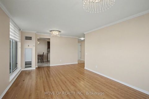 Photo 7 at 810 - 91 Townsgate Drive, Yorkhill, Vaughan