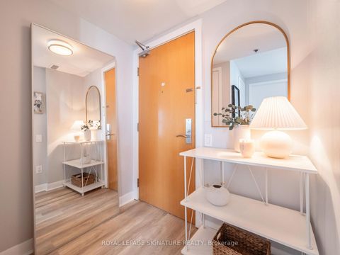 Photo 1 at 1410 - 375 King Street W, Waterfront Communities C1, Toronto