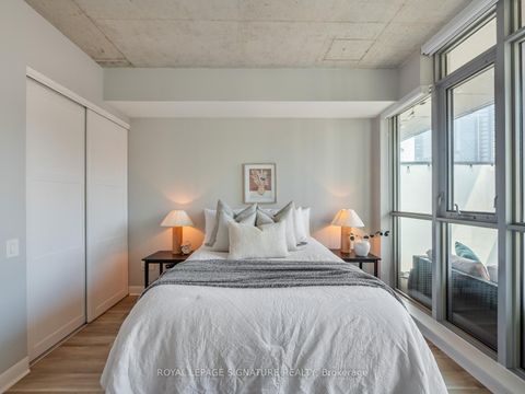 Photo 6 at 1410 - 375 King Street W, Waterfront Communities C1, Toronto