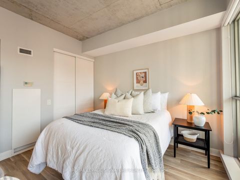 Photo 7 at 1410 - 375 King Street W, Waterfront Communities C1, Toronto