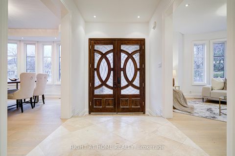 Photo 3 at 125 Kingsdale Avenue, Willowdale East, Toronto