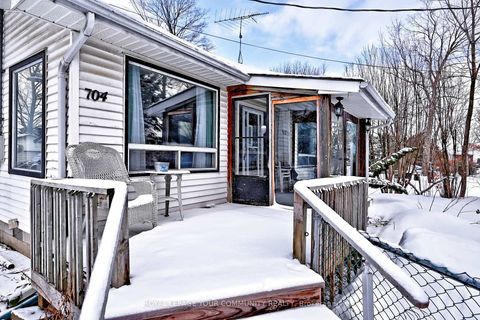 Photo 5 at 704 Hastings Avenue, Alcona, Innisfil