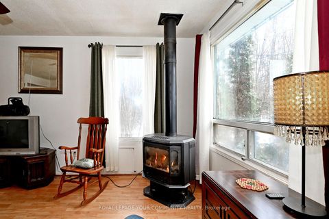 Photo 7 at 704 Hastings Avenue, Alcona, Innisfil