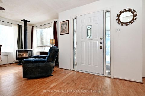 Photo 8 at 704 Hastings Avenue, Alcona, Innisfil