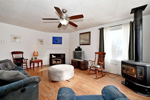 Photo 10 at 704 Hastings Avenue, Alcona, Innisfil