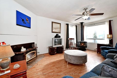 Photo 14 at 704 Hastings Avenue, Alcona, Innisfil