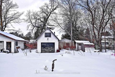 Photo 42 at 704 Hastings Avenue, Alcona, Innisfil