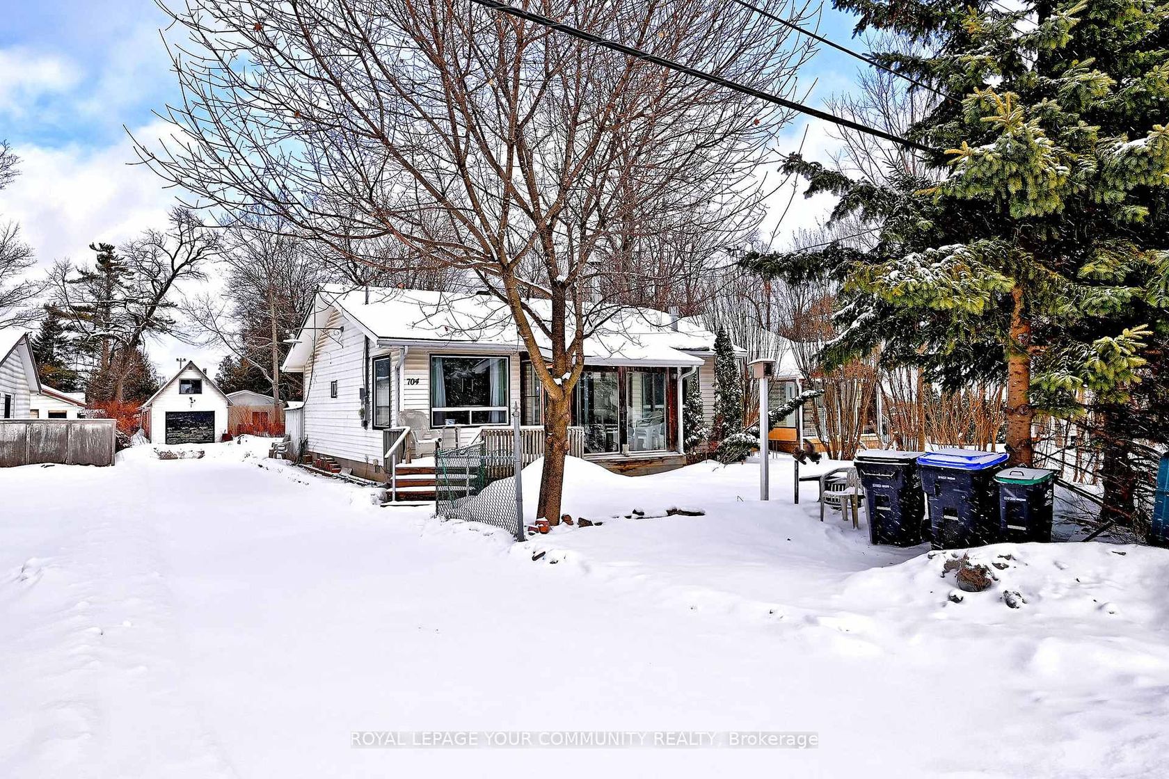 704 Hastings Avenue, Alcona, Innisfil photo number 2