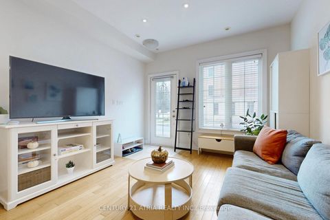 Photo 2 at 76 Hargrave Lane, York Mills, Toronto