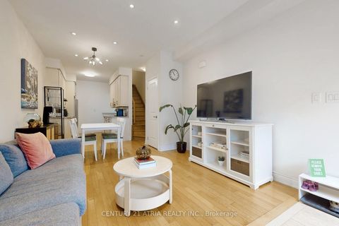 Photo 4 at 76 Hargrave Lane, York Mills, Toronto