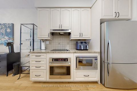 Photo 6 at 76 Hargrave Lane, York Mills, Toronto