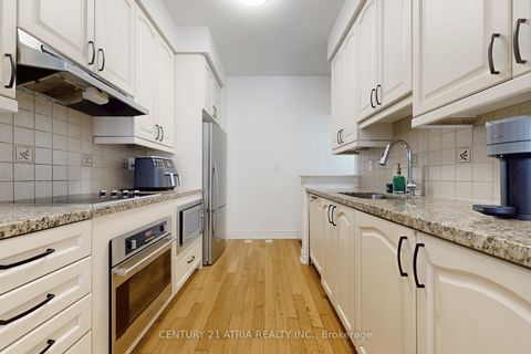 Photo 7 at 76 Hargrave Lane, York Mills, Toronto