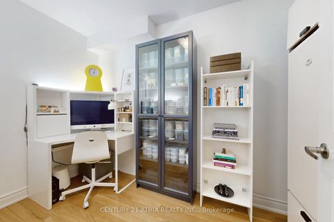 Photo 13 at 76 Hargrave Lane, York Mills, Toronto