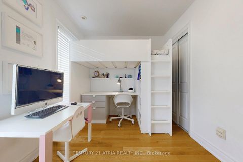 Photo 17 at 76 Hargrave Lane, York Mills, Toronto