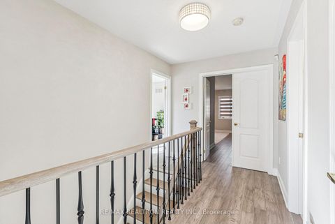 Photo 21 at 72 Saint Damian Avenue, Vellore Village, Vaughan