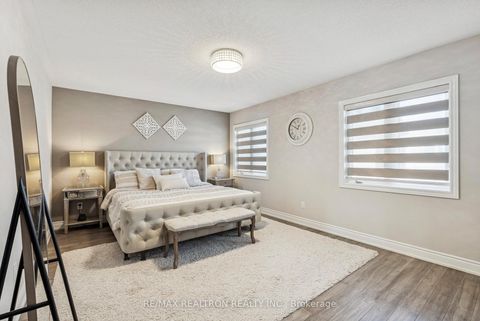 Photo 22 at 72 Saint Damian Avenue, Vellore Village, Vaughan