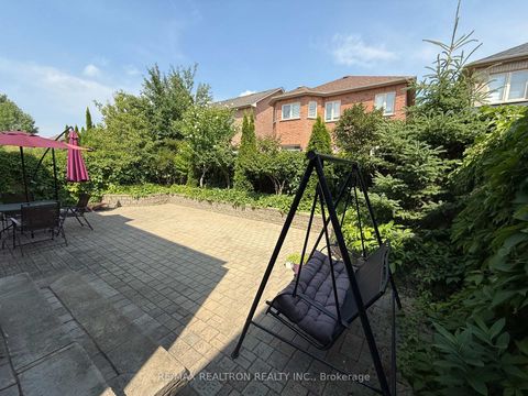 Photo 46 at 72 Saint Damian Avenue, Vellore Village, Vaughan
