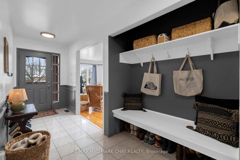 Photo 5 at 96 Brown Street, Holly, Barrie