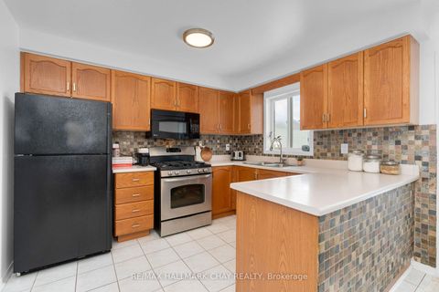 Photo 11 at 96 Brown Street, Holly, Barrie