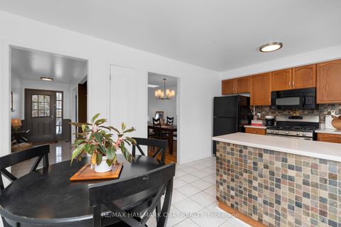 Photo 13 at 96 Brown Street, Holly, Barrie