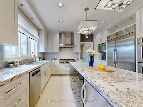 Photo 20 at 145 Renaissance Court, Beverley Glen, Vaughan