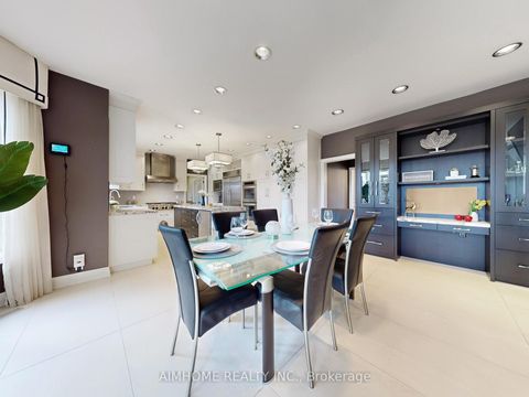 Photo 24 at 145 Renaissance Court, Beverley Glen, Vaughan