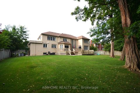 Photo 48 at 145 Renaissance Court, Beverley Glen, Vaughan