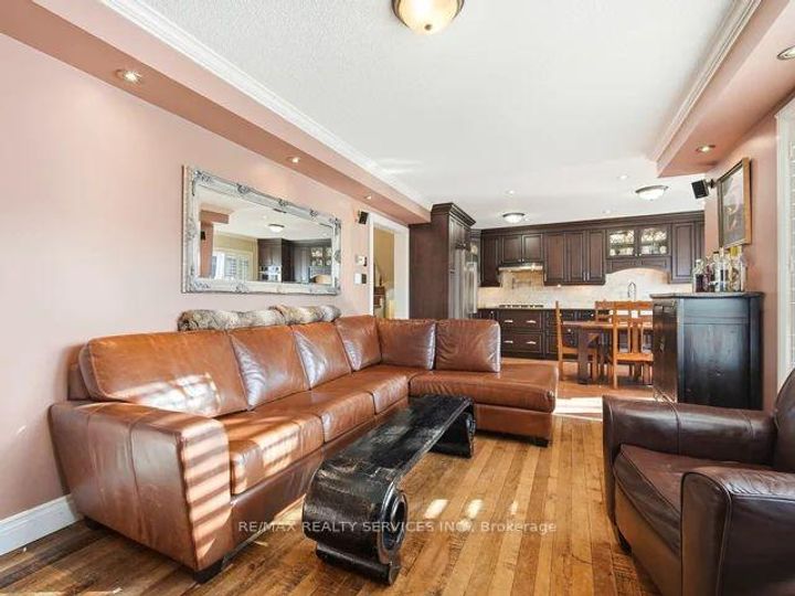 Photo 6 at 1131 Zimmerman Crescent, BE Beaty, Milton