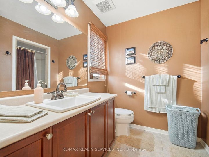 Photo 19 at 1131 Zimmerman Crescent, BE Beaty, Milton