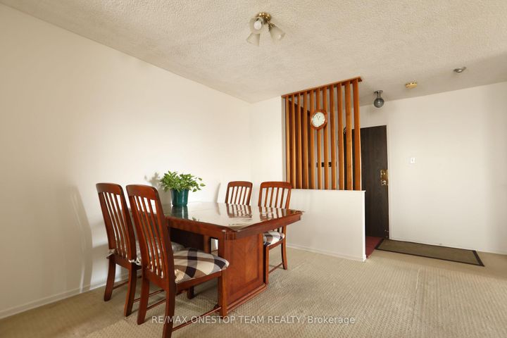 Photo 6 at 402 - 4 Kings Cross Road, Queen Street Corridor, Brampton