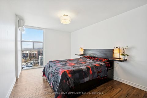 Photo 15 at 1606 - 40 Homewood Avenue, South St. James Town, Toronto