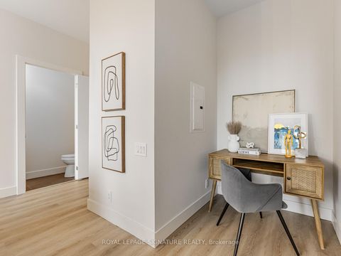 Photo 14 at 402 - 5 St. Joseph Street, Bay Street Corridor, Toronto