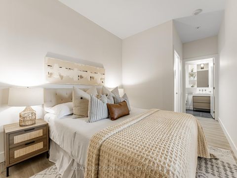 Photo 18 at 402 - 5 St. Joseph Street, Bay Street Corridor, Toronto