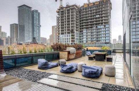 Photo 33 at 402 - 5 St. Joseph Street, Bay Street Corridor, Toronto