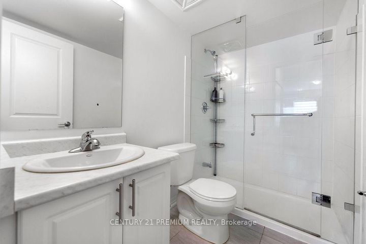 Photo 12 at 715 - 2635 William Jackson Drive, Duffin Heights, Pickering