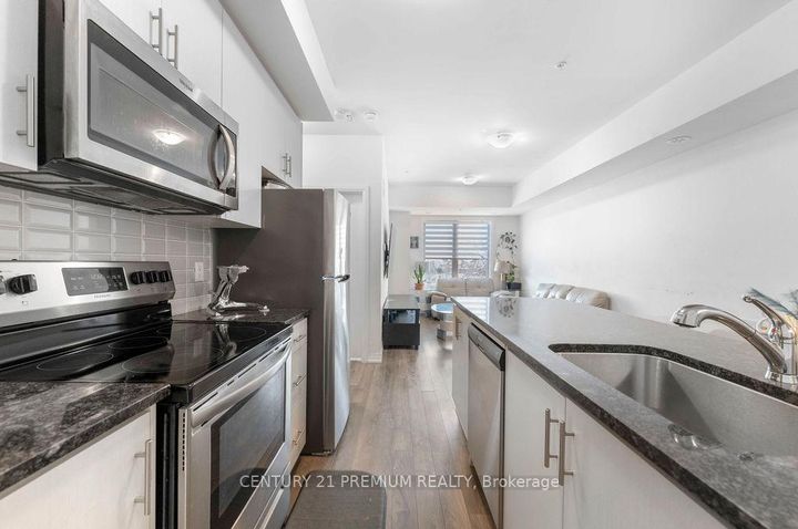 Photo 25 at 715 - 2635 William Jackson Drive, Duffin Heights, Pickering