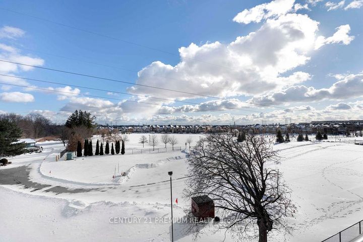 Photo 30 at 715 - 2635 William Jackson Drive, Duffin Heights, Pickering