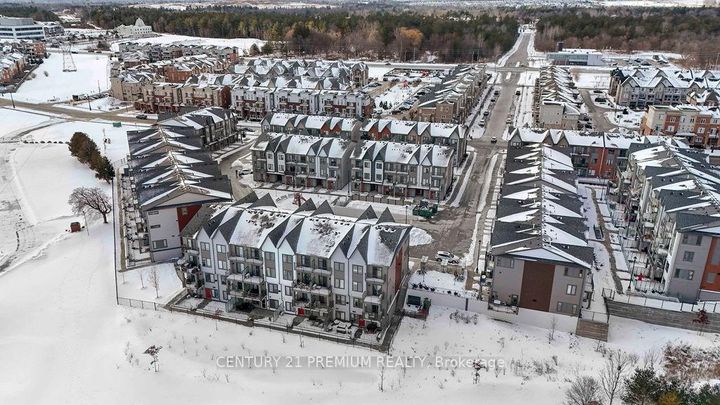 Photo 33 at 715 - 2635 William Jackson Drive, Duffin Heights, Pickering