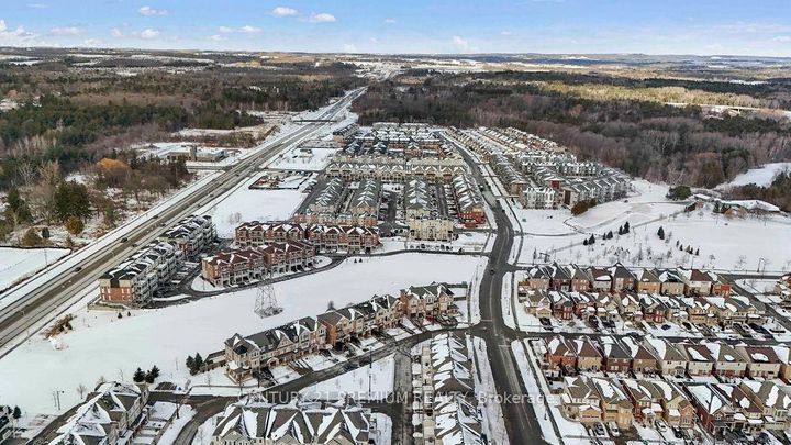 Photo 34 at 715 - 2635 William Jackson Drive, Duffin Heights, Pickering