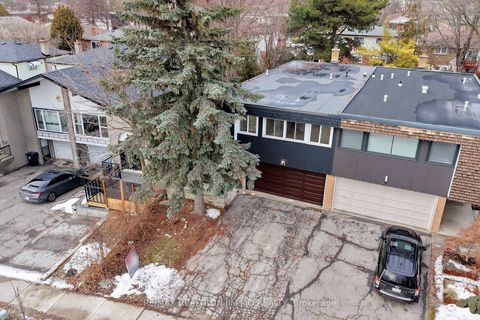 Photo 49 at 31 Angus Drive, Don Valley Village, Toronto