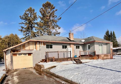 Photo 1 at 11 Concession 14 Road, Rural Brock, Brock