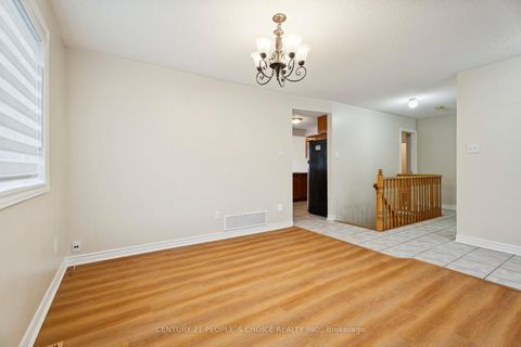 Photo 9 at 136 Marsellus Drive, Holly, Barrie