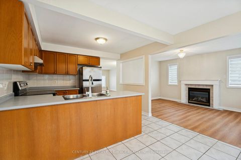 Photo 15 at 136 Marsellus Drive, Holly, Barrie